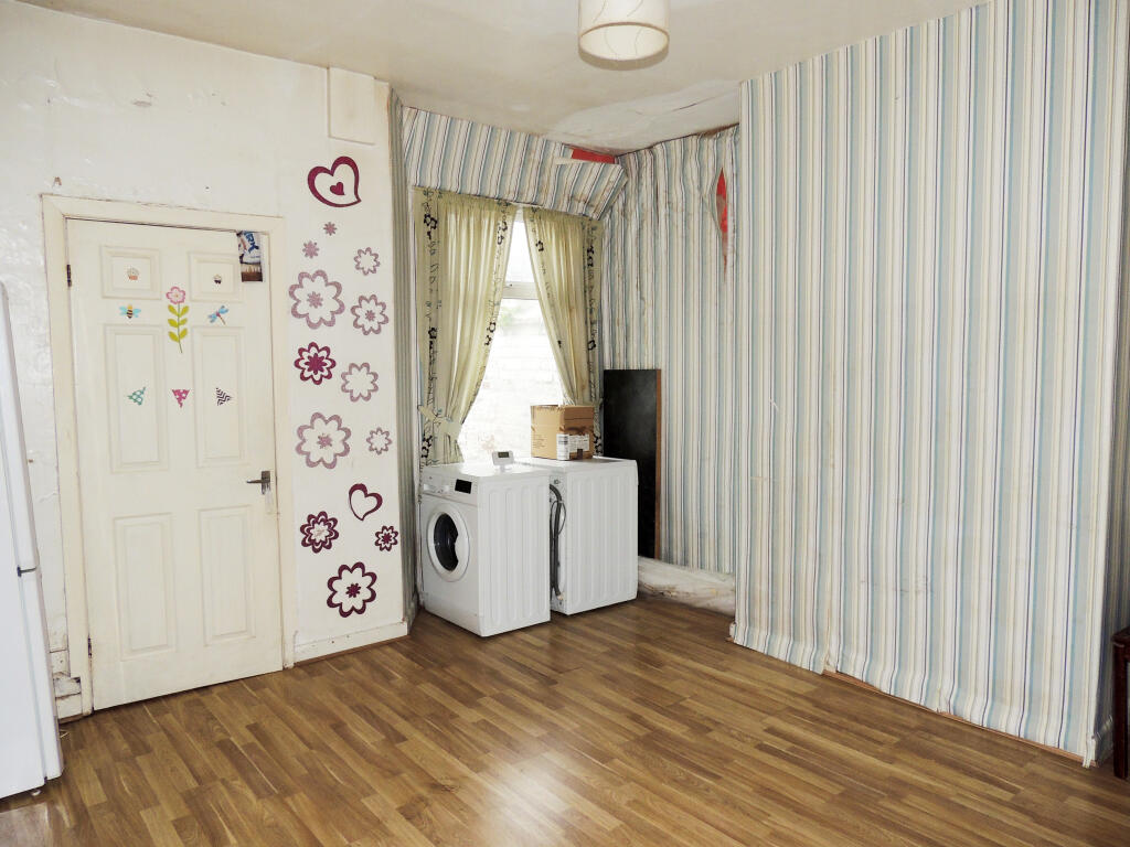 12, Winterdyne Street, Harpurhey photo 3