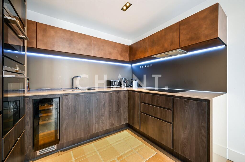 Apartment in London - More