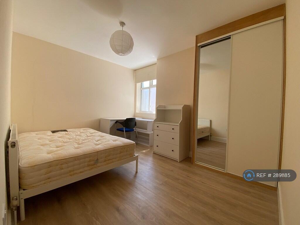 Main image of property: Lees Road, Uxbridge, UB8