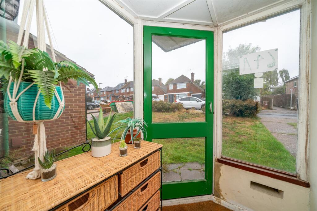 House in Watford - View 5