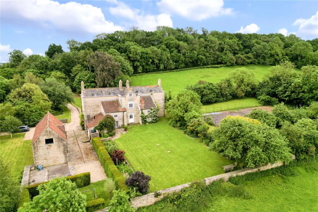 Countryside residence with outbuildings and gardens - Chew Stoke photo 3