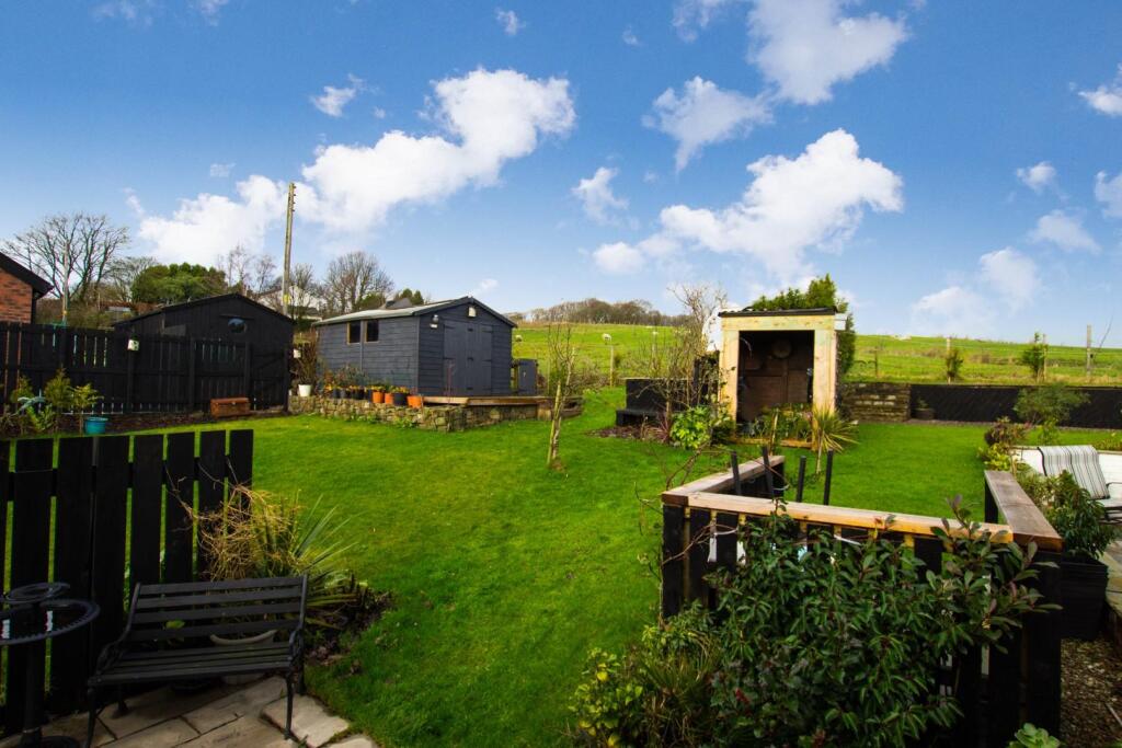 Additional image 12 of 'Bradda' Bog Height Road