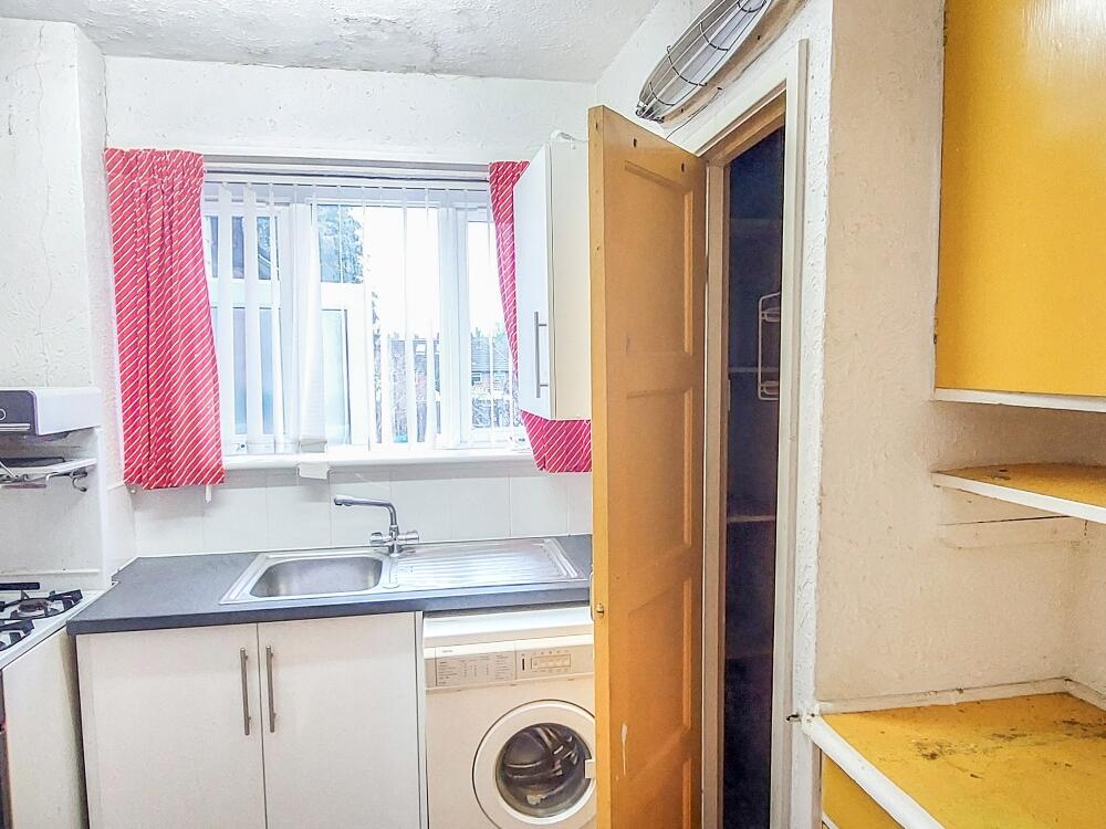 Irwin Avenue, Birmingham, B45 photo 4