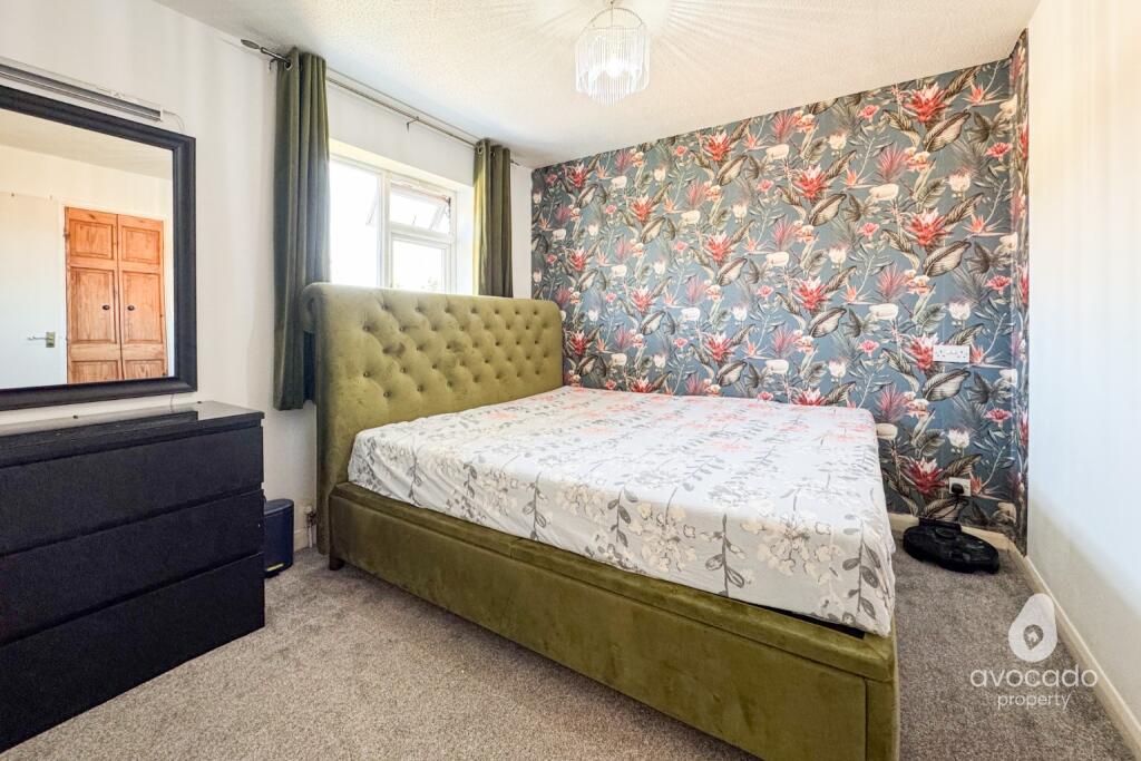 House in Reading - More