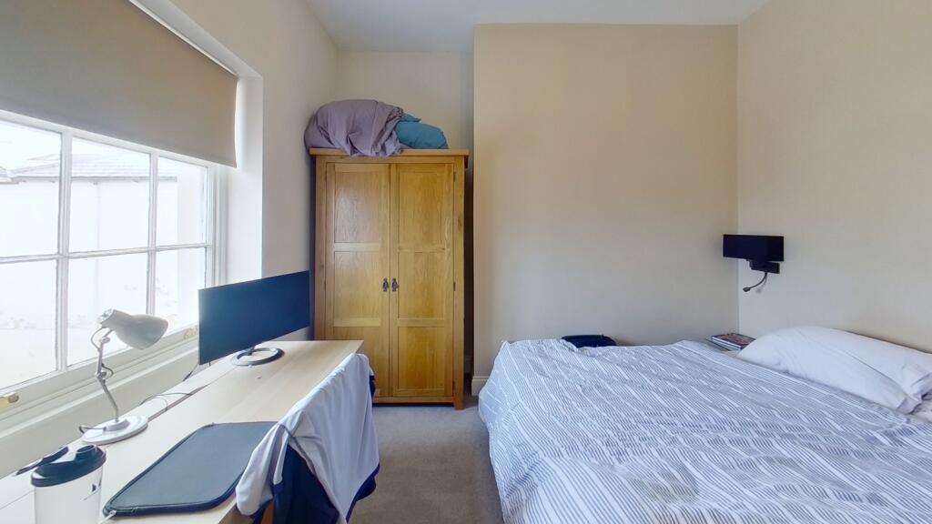 2 bedroom duplex for rent