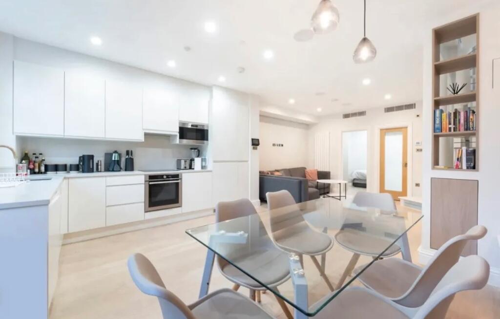 Main image of property: Windmill Street, London, W1T