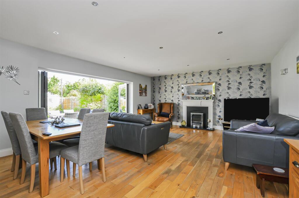 Additional image 2 of Oakwood Road, Bricket Wood, St. Albans