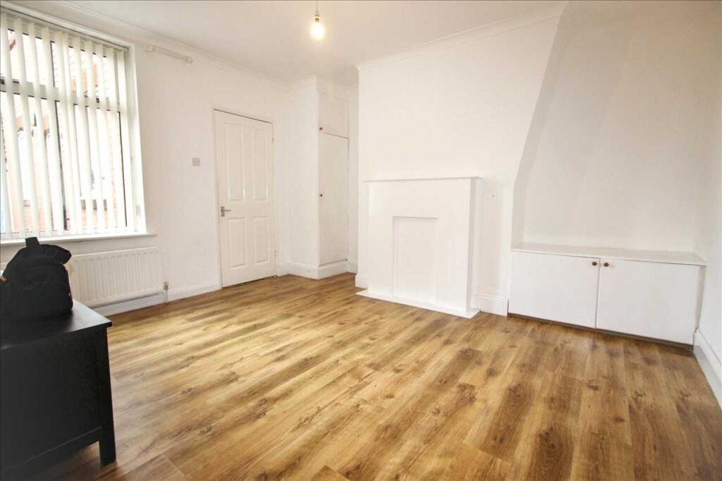 Apartment in Newcastle upon Tyne - View 3