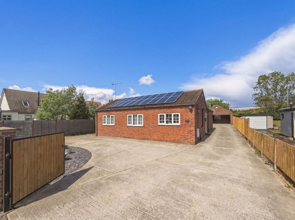 Main image of property: Harworth Avenue, Blyth, S81