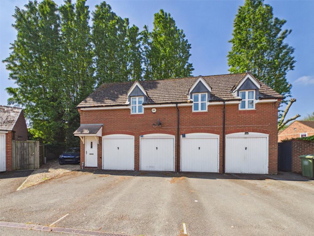 Main image of property: Scholars Walk, Quedgeley, Gloucester, Gloucestershire, GL2