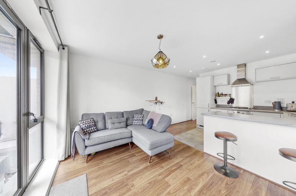 Nihill Place, Croydon - View 2