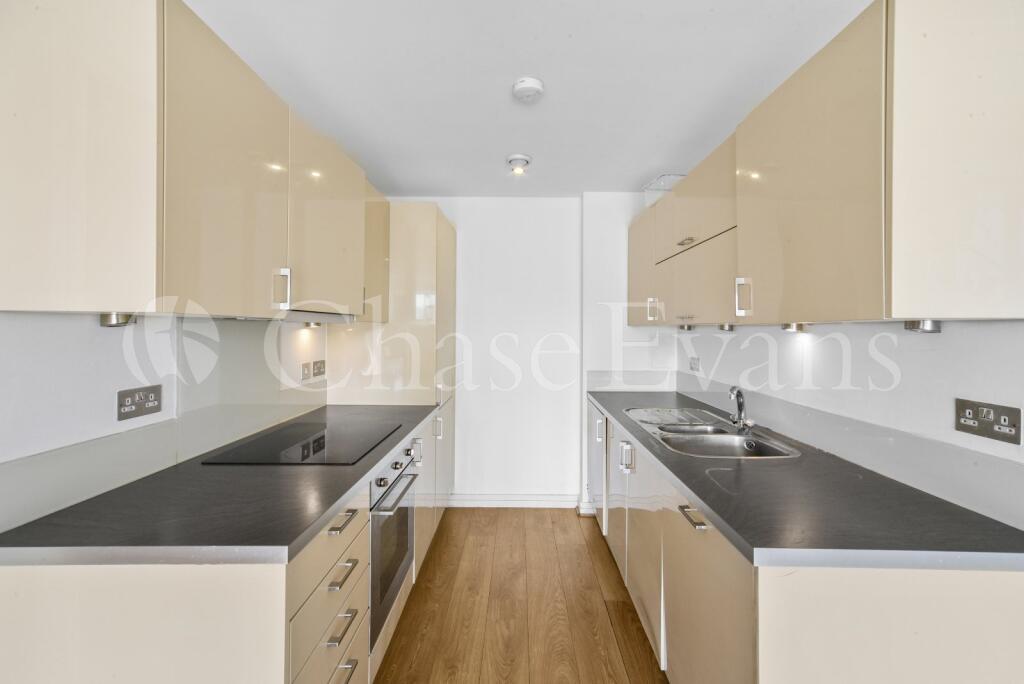 Apartment in London - View 2