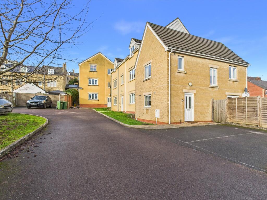 Main image of property: Hilly Orchard, Stroud, Gloucestershire, GL5