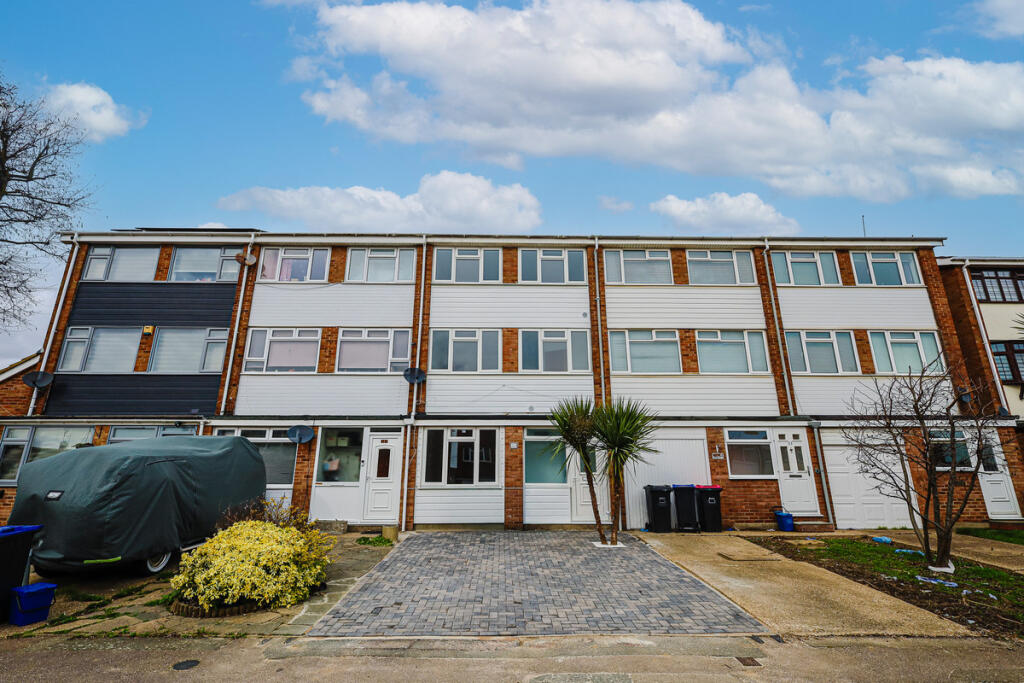 Main image of property: Butterys, Southend-on-sea, SS1