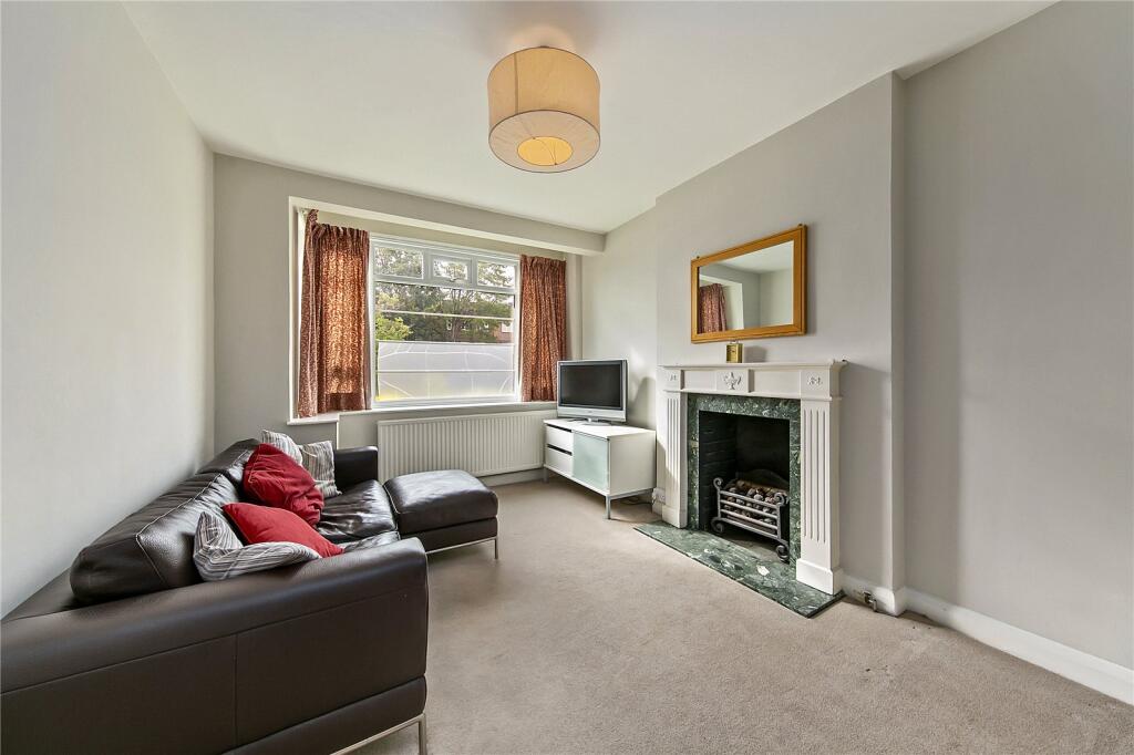 Apartment in Twickenham - View 4