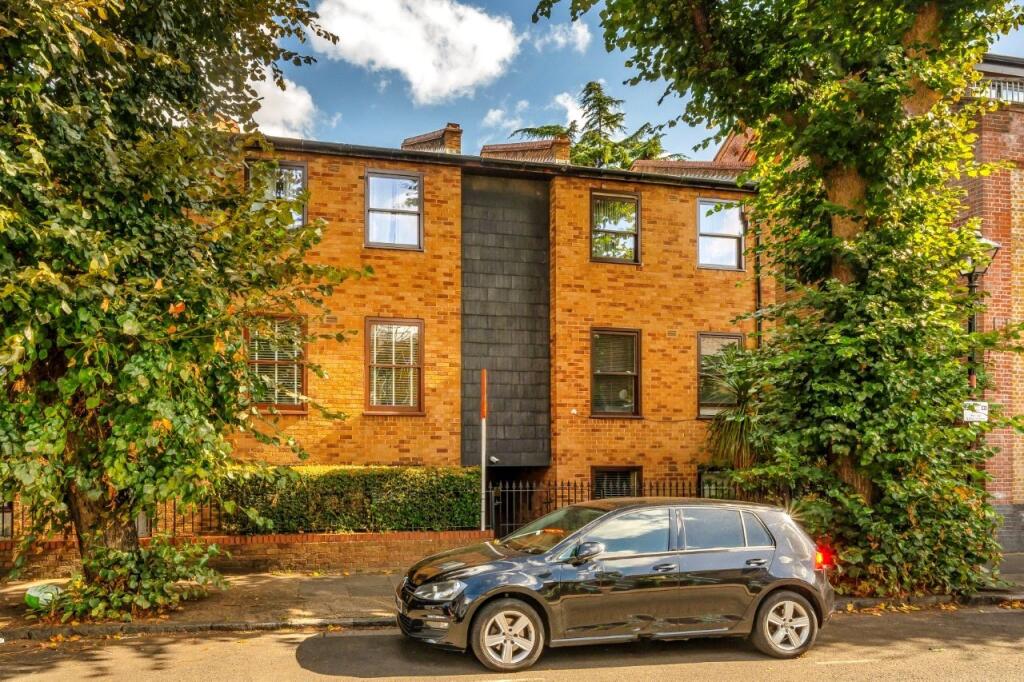 Main image of property: Tomlins Grove, Bow, London, E3