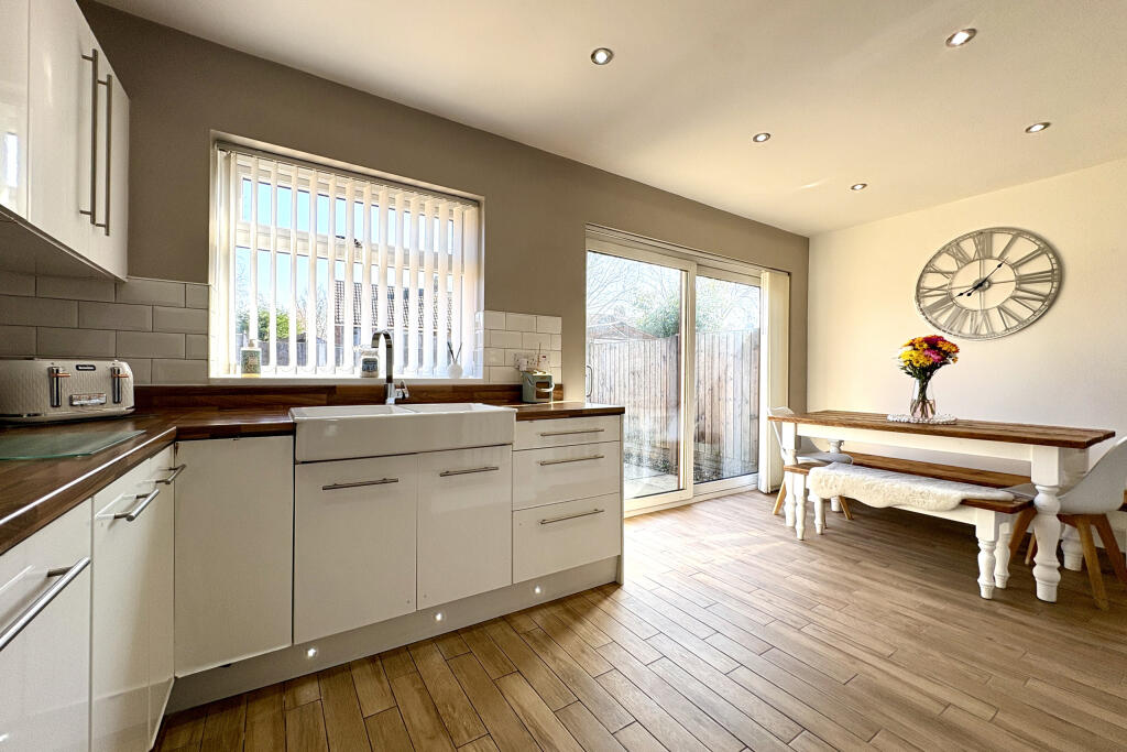 Main image of property: Meadowcroft, Ashton-in-makerfield, Wigan, WN4