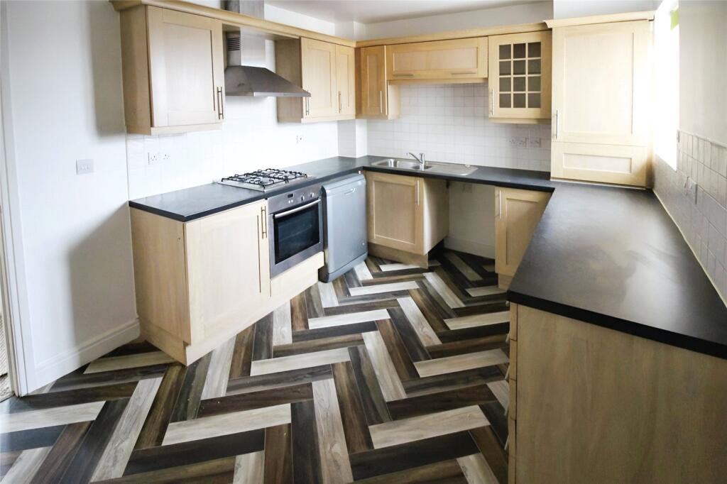 Apartment in Liverpool - More