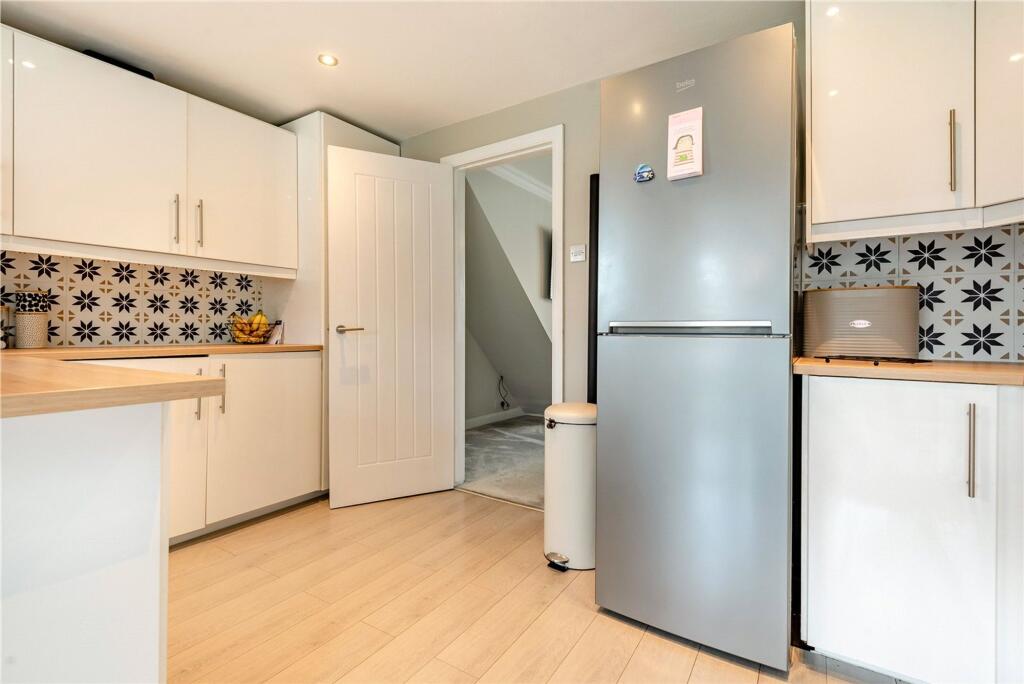 House in Wolverhampton, Alveley - More