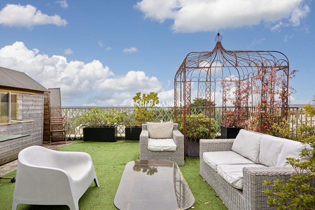 Main image of property: Paris-Isle of France, Yvelines, Versailles