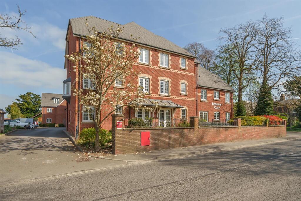 Main image of property: Portway, Wantage, Oxfordshire, OX12