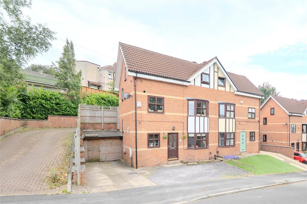 Main image of property: Coppy Lane, Leeds