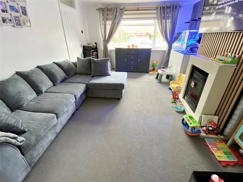 Elsted Close, Eastbourne, East Sussex, BN22 photo 3