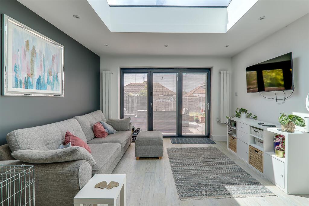 Lindum Road, Worthing, BN13 photo 4