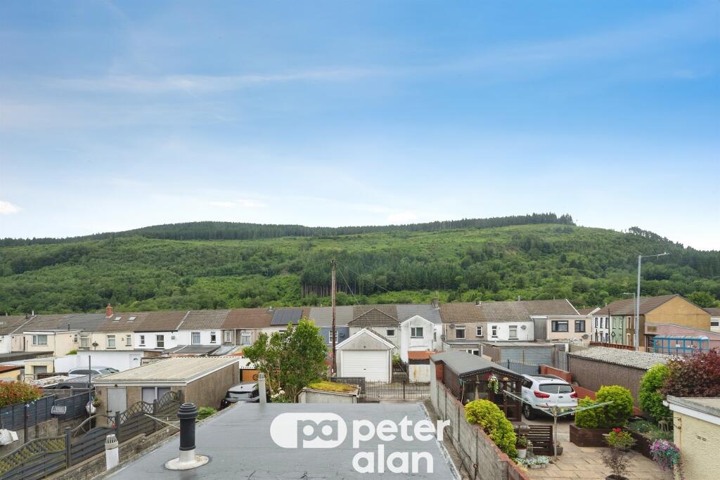 Yeo Street, Resolven, Neath photo 4