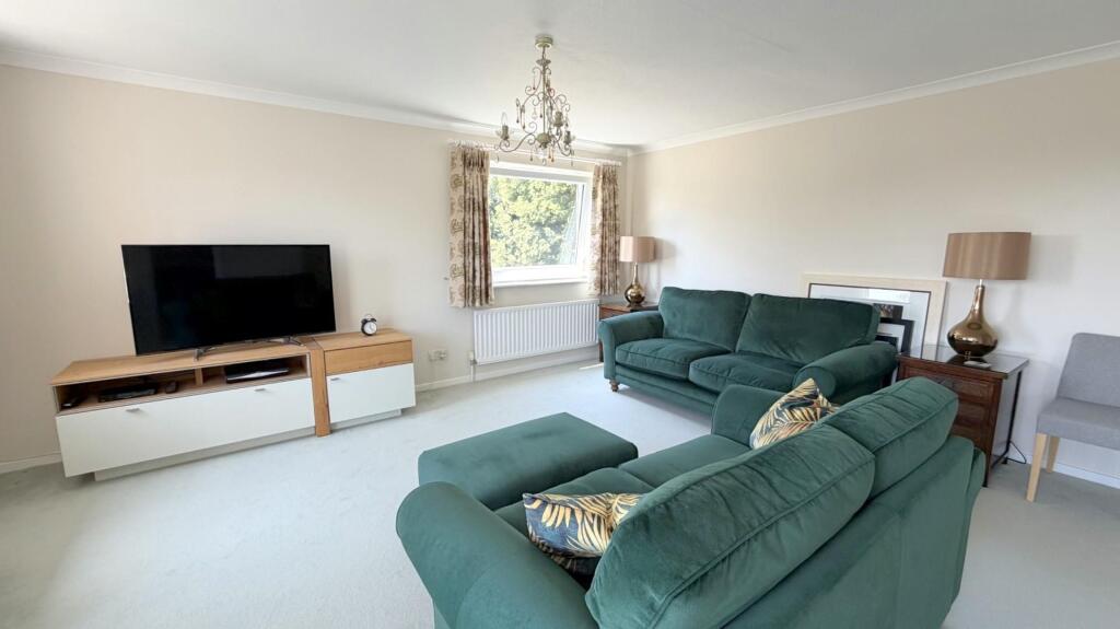 105 Carlisle Road, Meads, Eastbourne photo 4