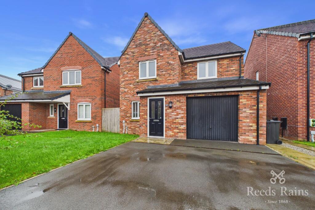 Main image of property: Goldcrest Avenue, Farington Moss, Leyland, Lancashire, PR26
