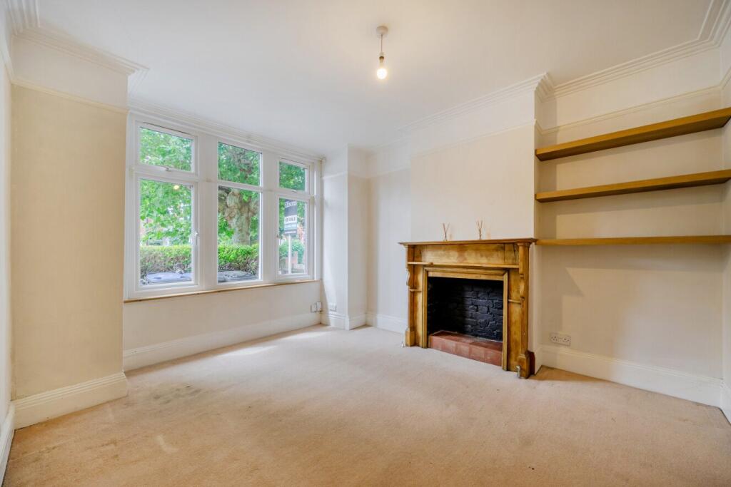 Apartment in London - View 5