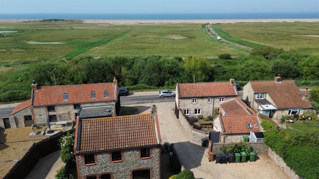 Main image of property: Pintail Close, Salthouse, Holt
