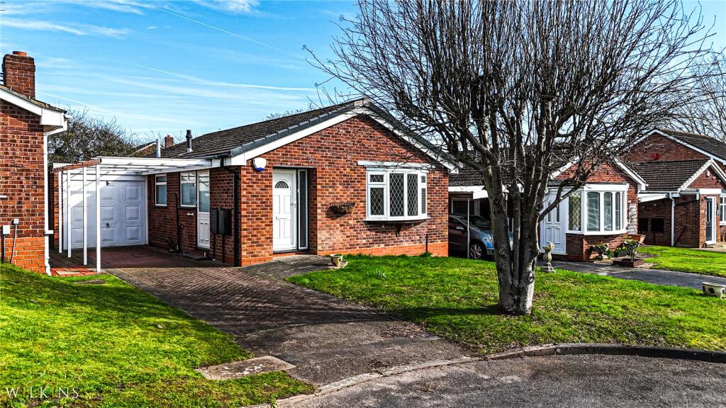 Main image of property: Lowforce, Wilnecote, Tamworth, Staffordshire, B77