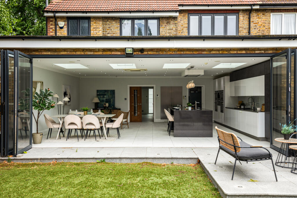Thornton Road, SW12 photo 3