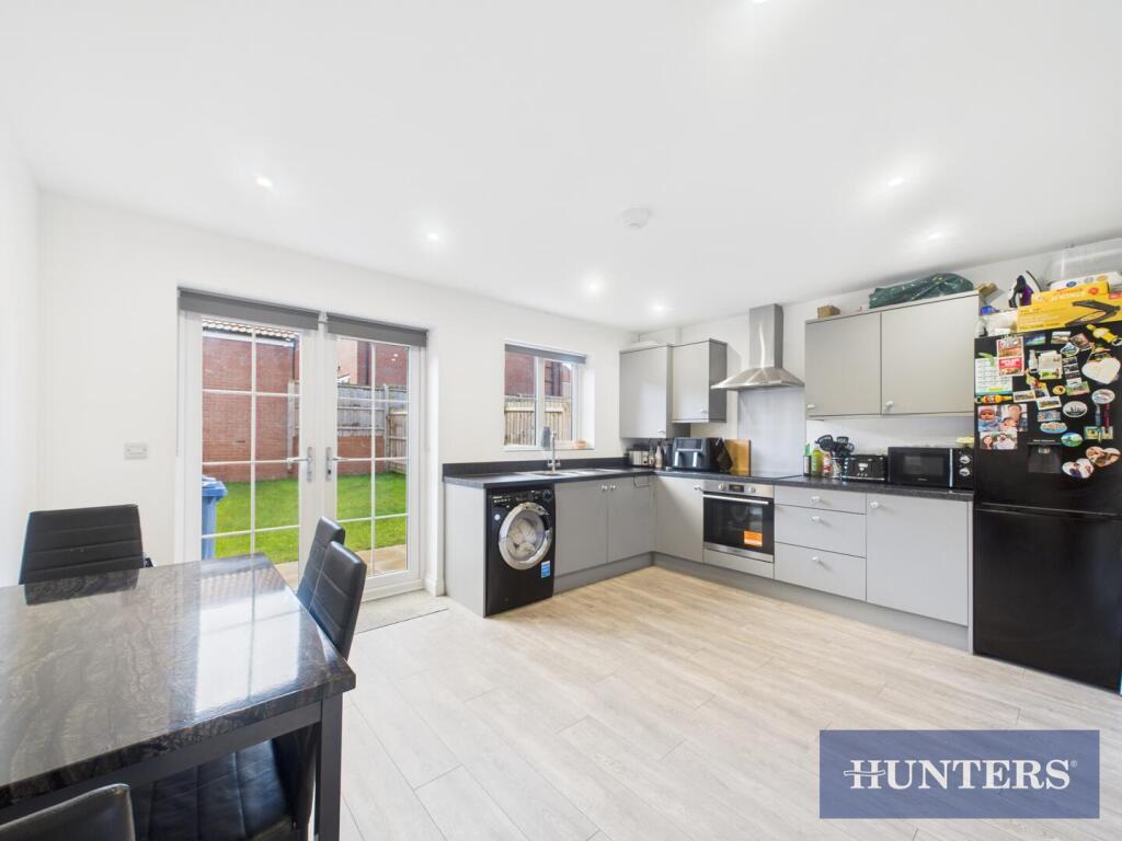 Allerston Croft, Bridlington, YO16 6AR photo 2