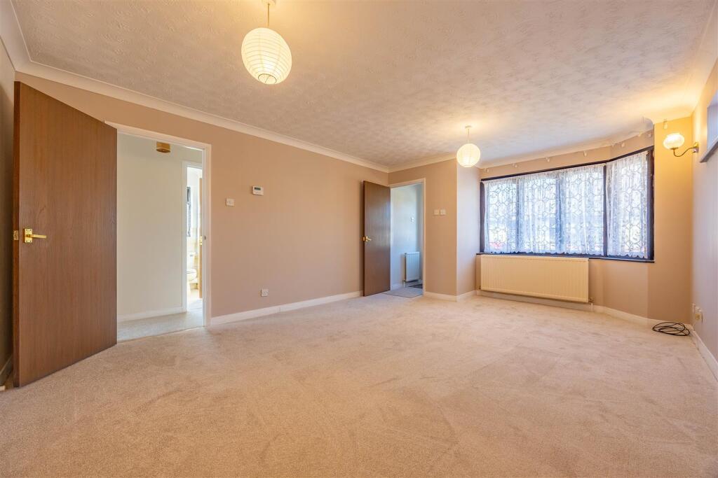 KINGSWAY MEWS, Westcliff-On-Sea photo 2