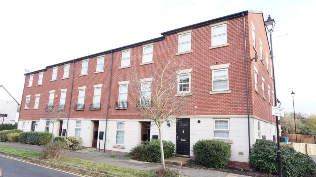 Main image of property: 15 Legends Way, Hull, HU4 6AW