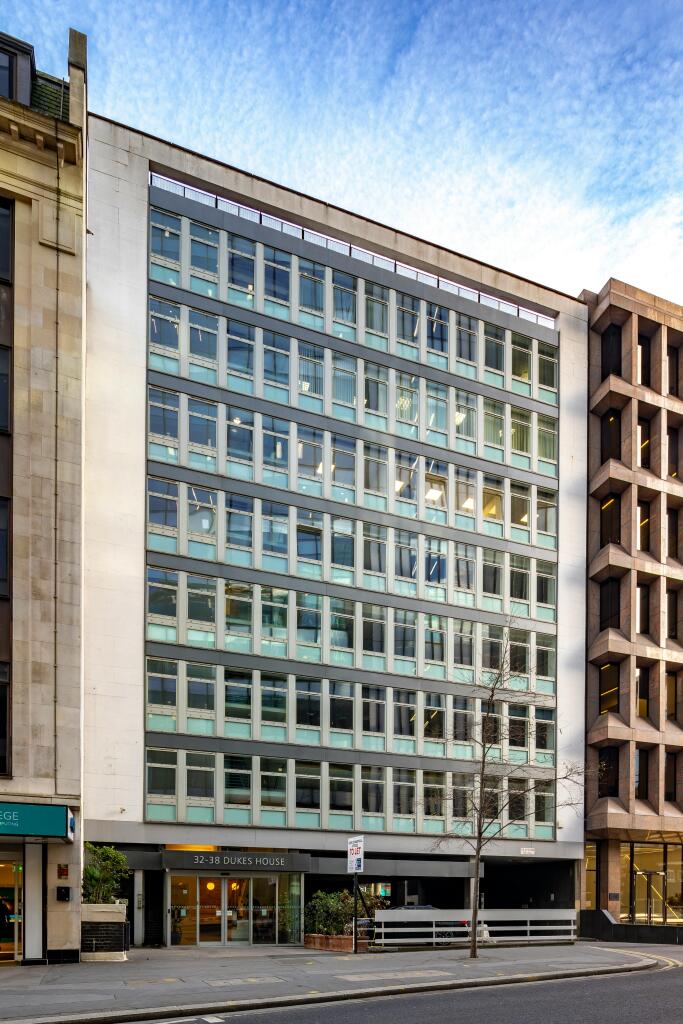 Dukes Place - Exterior