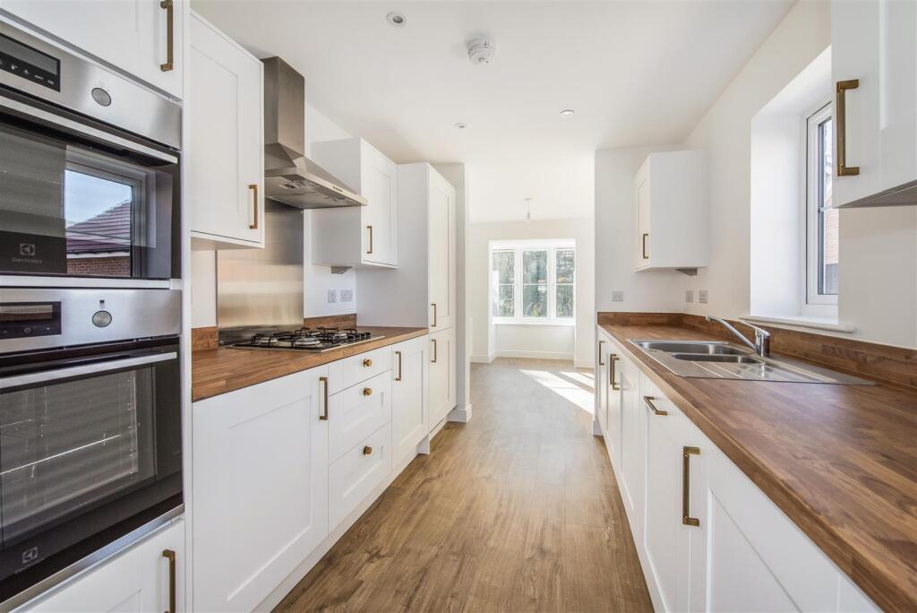 House in Chichester, Oving - View 3