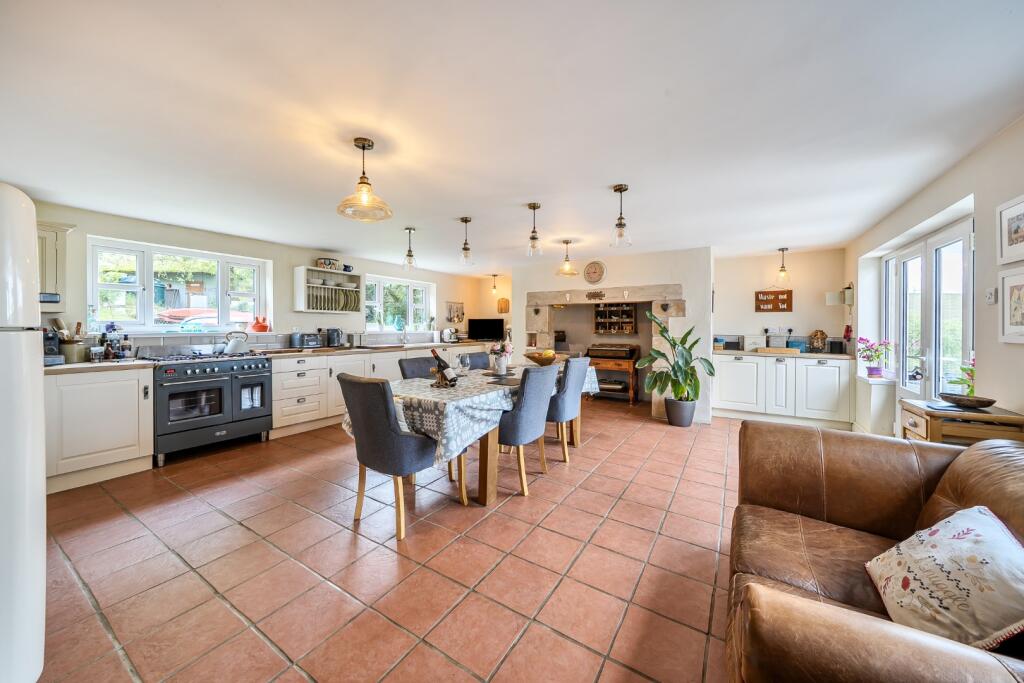 House in Swansea - More