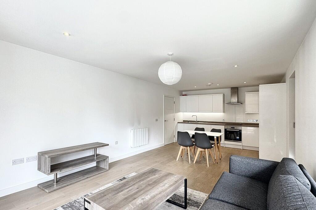 Apartment in Tonbridge - View 4