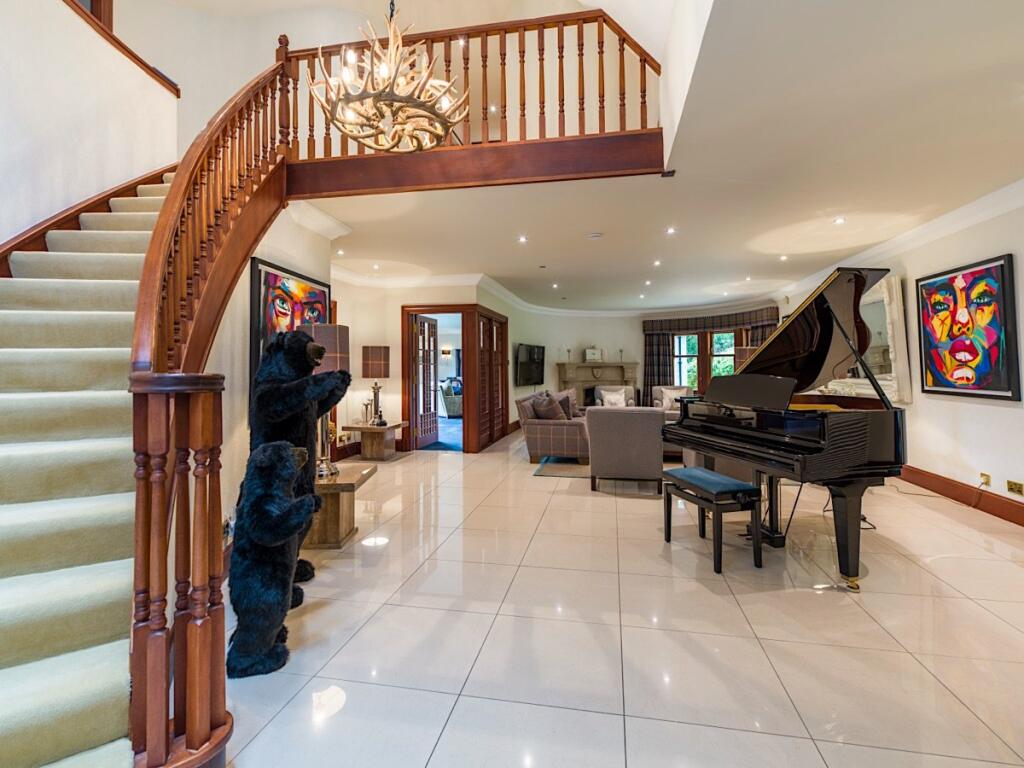 House in Perth - View 5