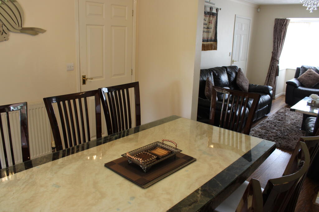 House in Llandudno, Prestatyn - More