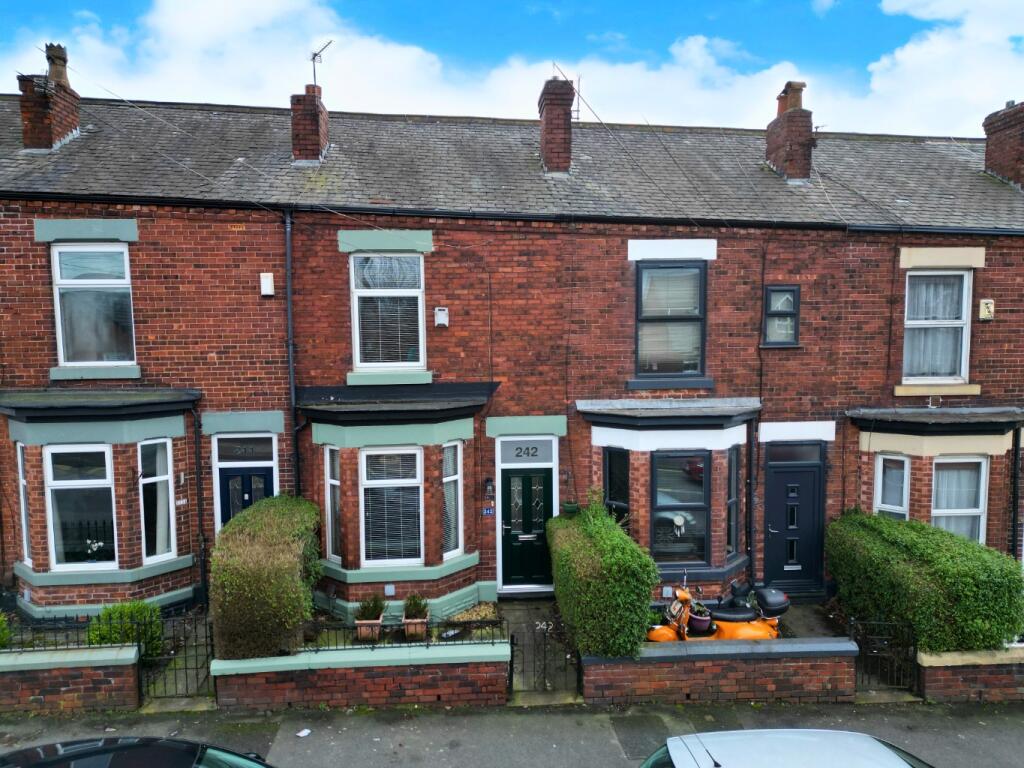 Main image of property: Clarendon Road, Hyde, Greater Manchester, SK14 2JX