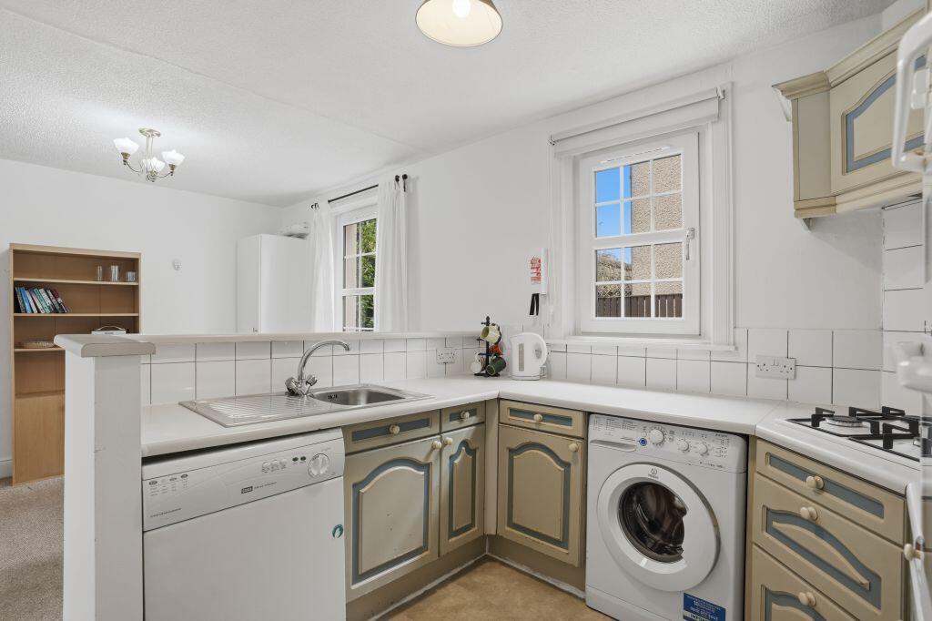 272/1 Craigcrook Road, Blackhall, Edinburgh, EH4 7TF photo 5