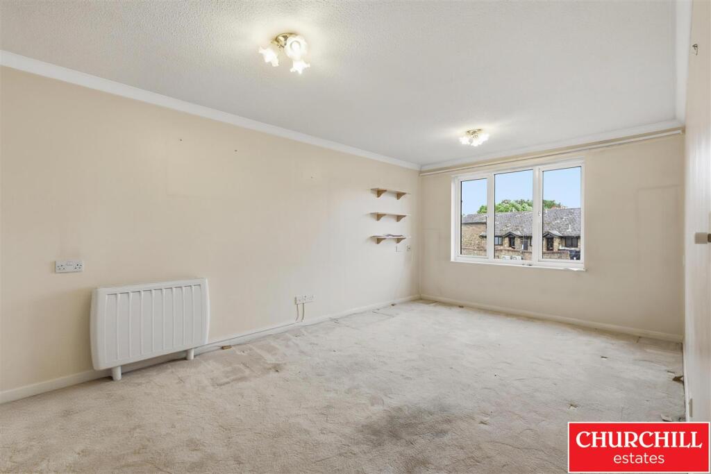 Apartment in London, Wanstead - View 2