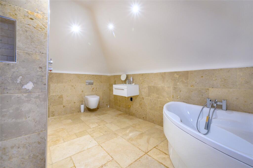 Additional image 32 of Broadway House, Wakefield Road, Drighlington, Bradford, West Yorkshire