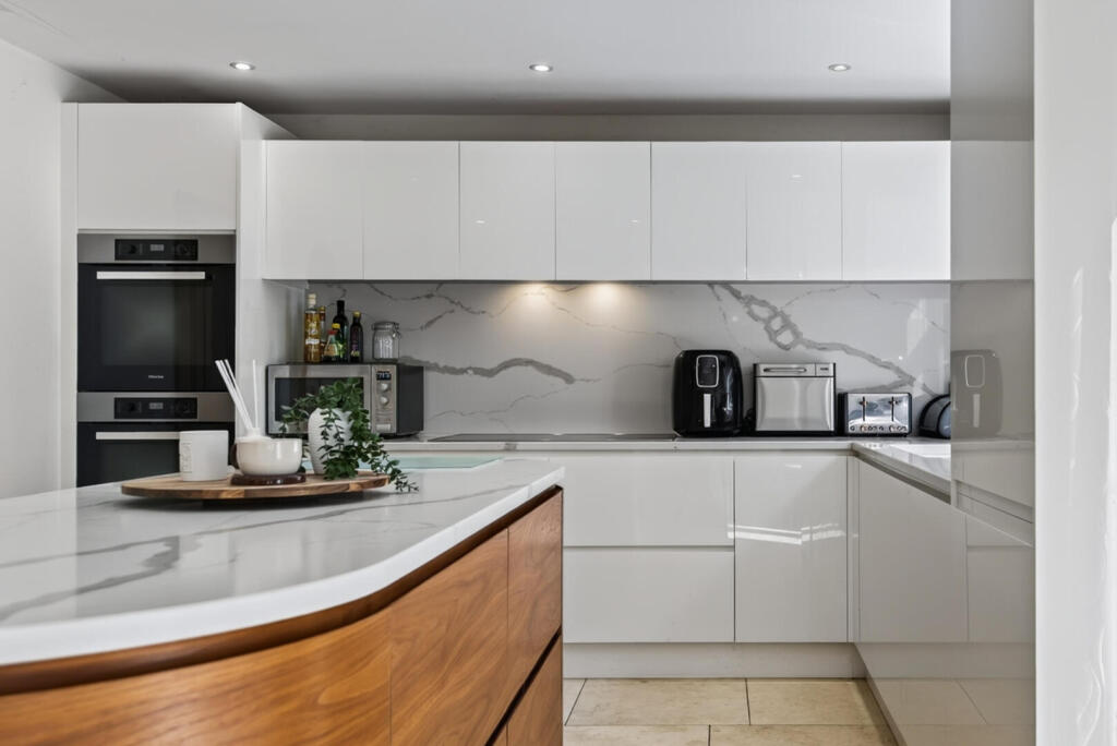 House in Leicester - View 5