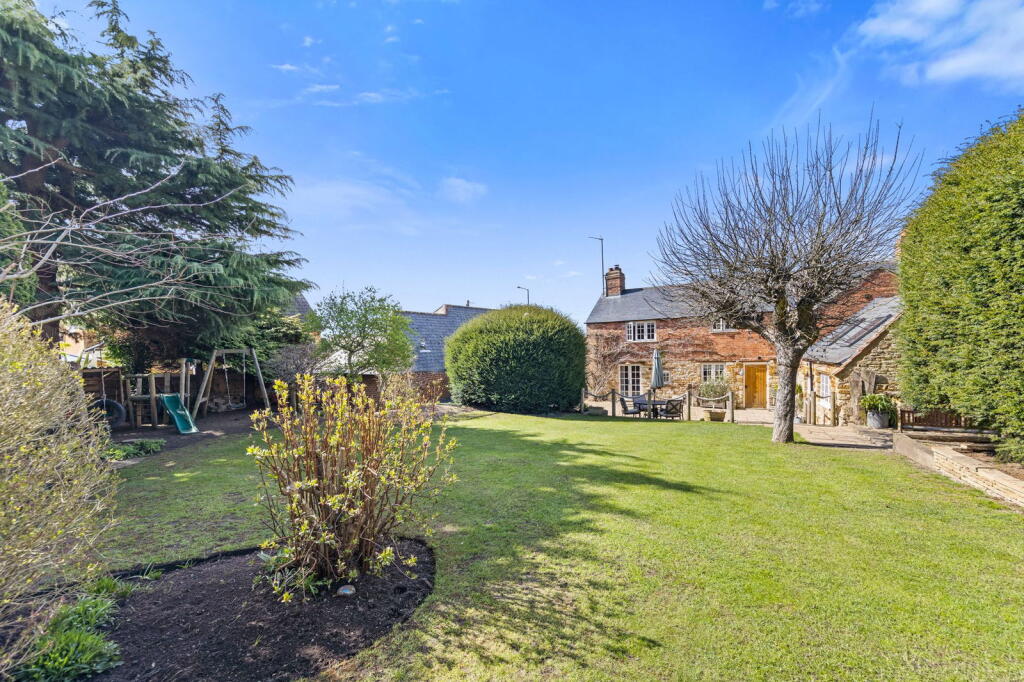 45 St Botolphs Road, Barton Seagrave NN15 photo 4